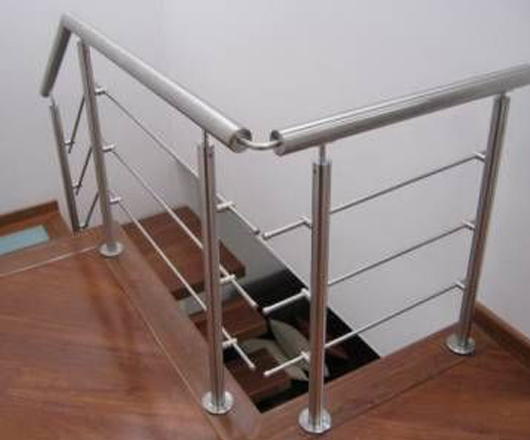 Barandas y Escaleras de acero inoxidable