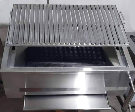 caja china y parrillas de acero inoxidable